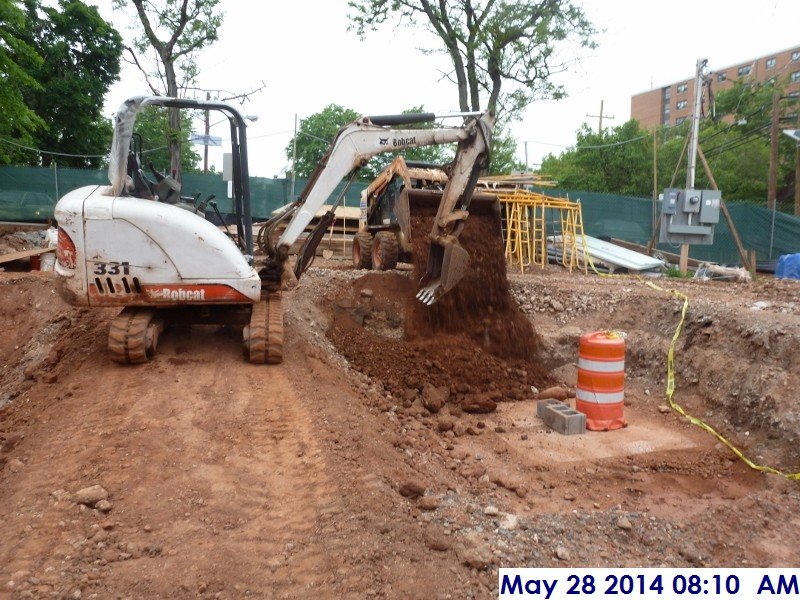 Backfilling M7 Footing Facing North (800x600)